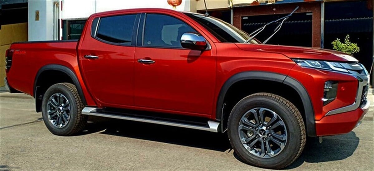 MİTSUBİSHİ L200 ÇAMURLUK DODİK SETİ OEM ABS PLASTİK MALZEME 2020