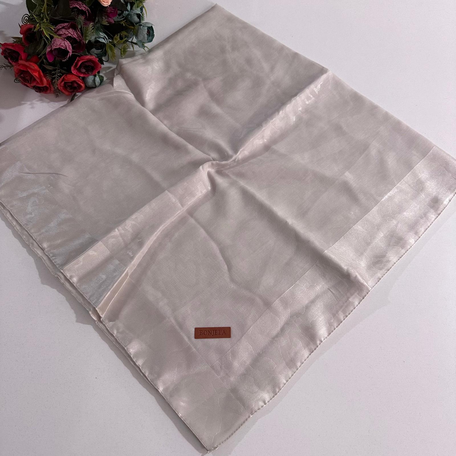 Bonjela Lento Eşarp Leopar Desen Ekru LNT0222