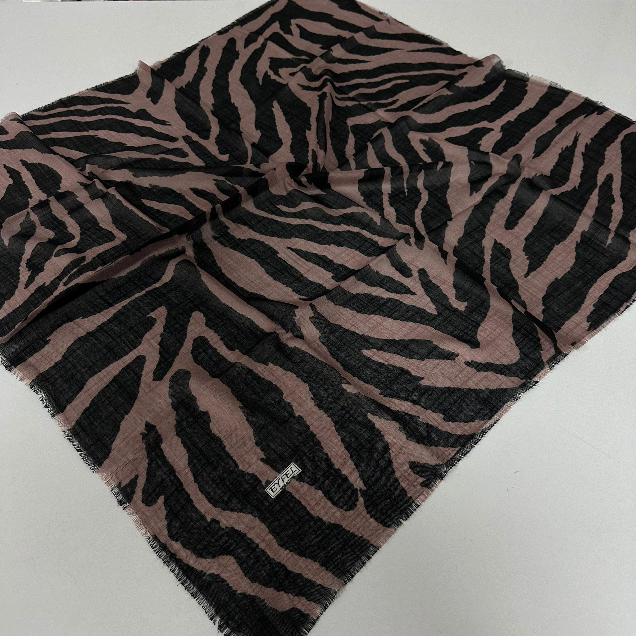 Eyfel Flamlı Pamuklu Eşarp Siyah-Bakır PFE2401