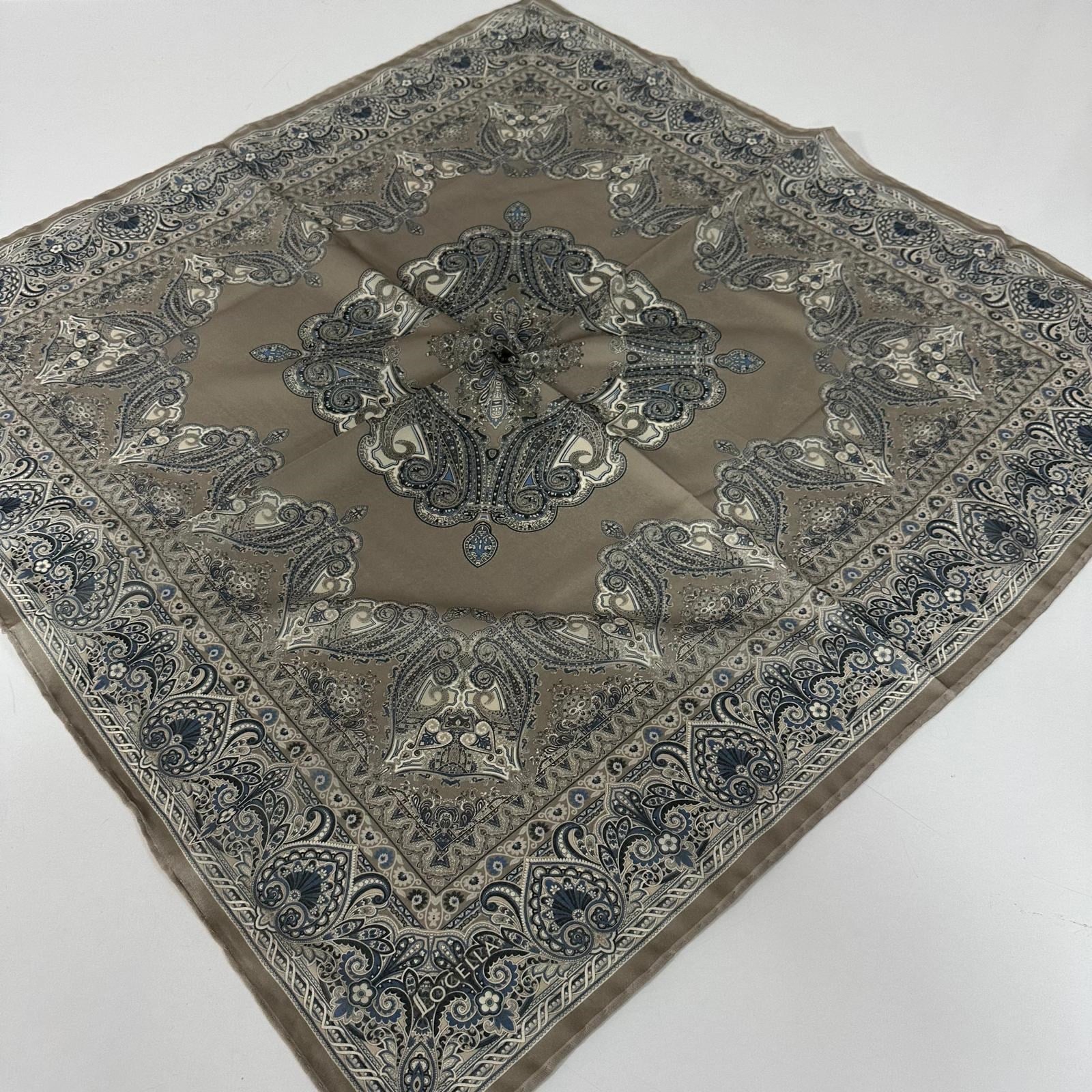 Locella Soft Pamuklu Eşarp LDFF4506