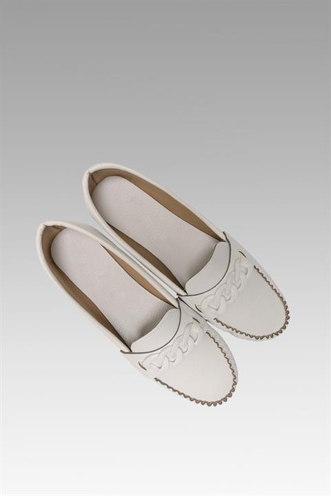 Beyaz Zincirli Kadın Günlük Casual Babet Ayakkabı
