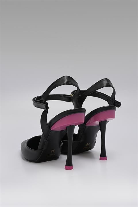 Renkli Topuk Detaylı Sivri Burun Bilekten Bağlı Kadın Stiletto Topuklu Ayakkabı Siyah Deri