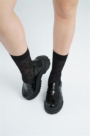 Kadın Siyah  Rugan  Düz Kalın Taban Loafer Makosen Ayakkabı 4cm BYNDLFRK02