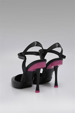 Renkli Topuk Detaylı Sivri Burun Bilekten Bağlı Kadın Stiletto Topuklu Ayakkabı Siyah Deri