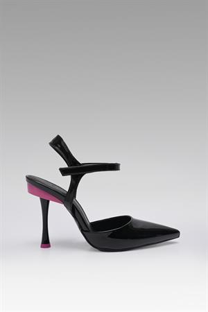 Renkli Topuk Detaylı Sivri Burun Bilekten Bağlı Kadın Stiletto Topuklu Ayakkabı Siyah Rugan