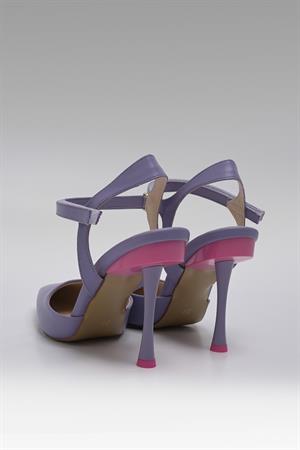 Renkli Topuk Detaylı Sivri Burun Bilekten Bağlı Kadın Stiletto Topuklu Ayakkabı Lila Deri