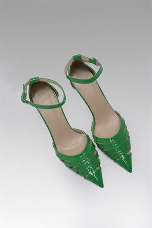 Sivri Burun Bilekten Bağlı Stiletto Kadın Abiye Ayakkabı Çam Yeşili Rugan