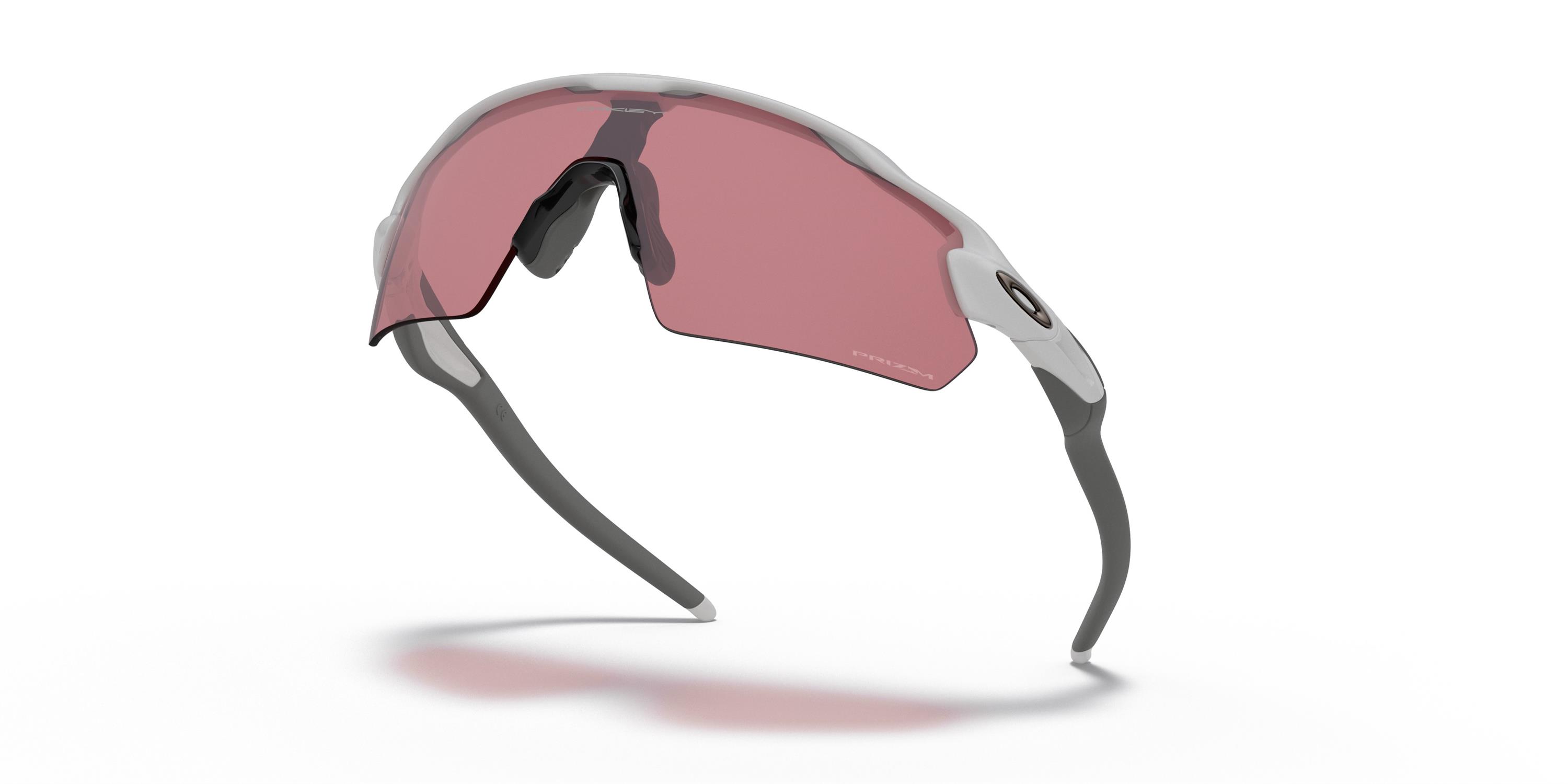 OAKLEY 9211 921119 38 Güneş Gözlüğü