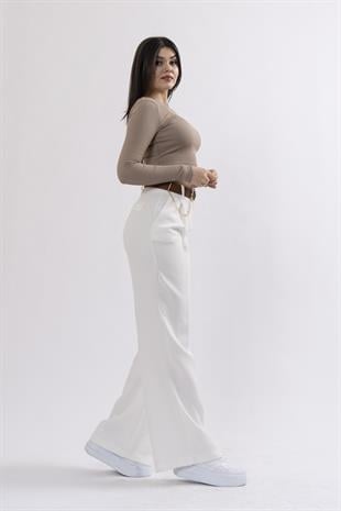 Bol Paça Cepli Kemerli ve Zincir Detaylı Atlas Kumaş Pantolon 30024