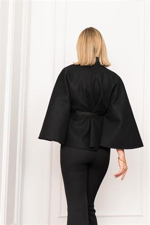 Dik Yaka Kemerli Kısa Panço 2620