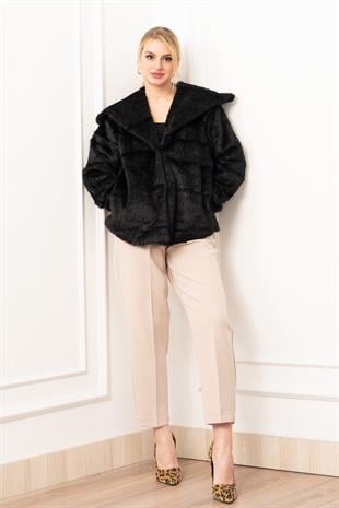 Geniş Yaka Peluş Kürk Kısa Kaban 2625