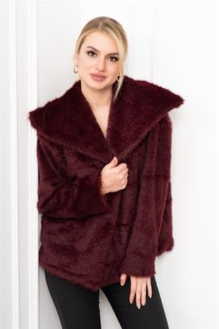 Geniş Yaka Peluş Kürk Kısa Kaban 2625
