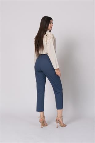 Kemerli Düz Kısa Paça Cepli Pantolon 30224
