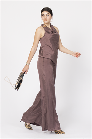 Tencel Kumaş Hafifliği Degaje Yaka Detay ve Bol Paça Pantolon Takım 1227