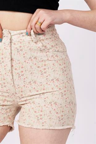 Ön Cepli Çiçek Desenli Kısa Şort 30084