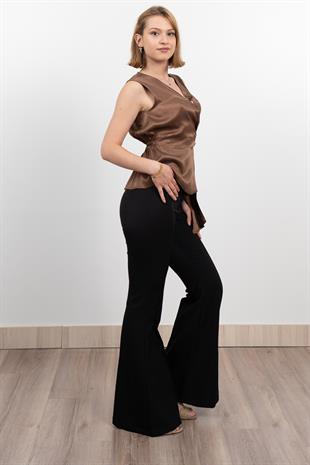 Yan Kuşak Dataylı V Yaka Kolsuz Bluz 70028