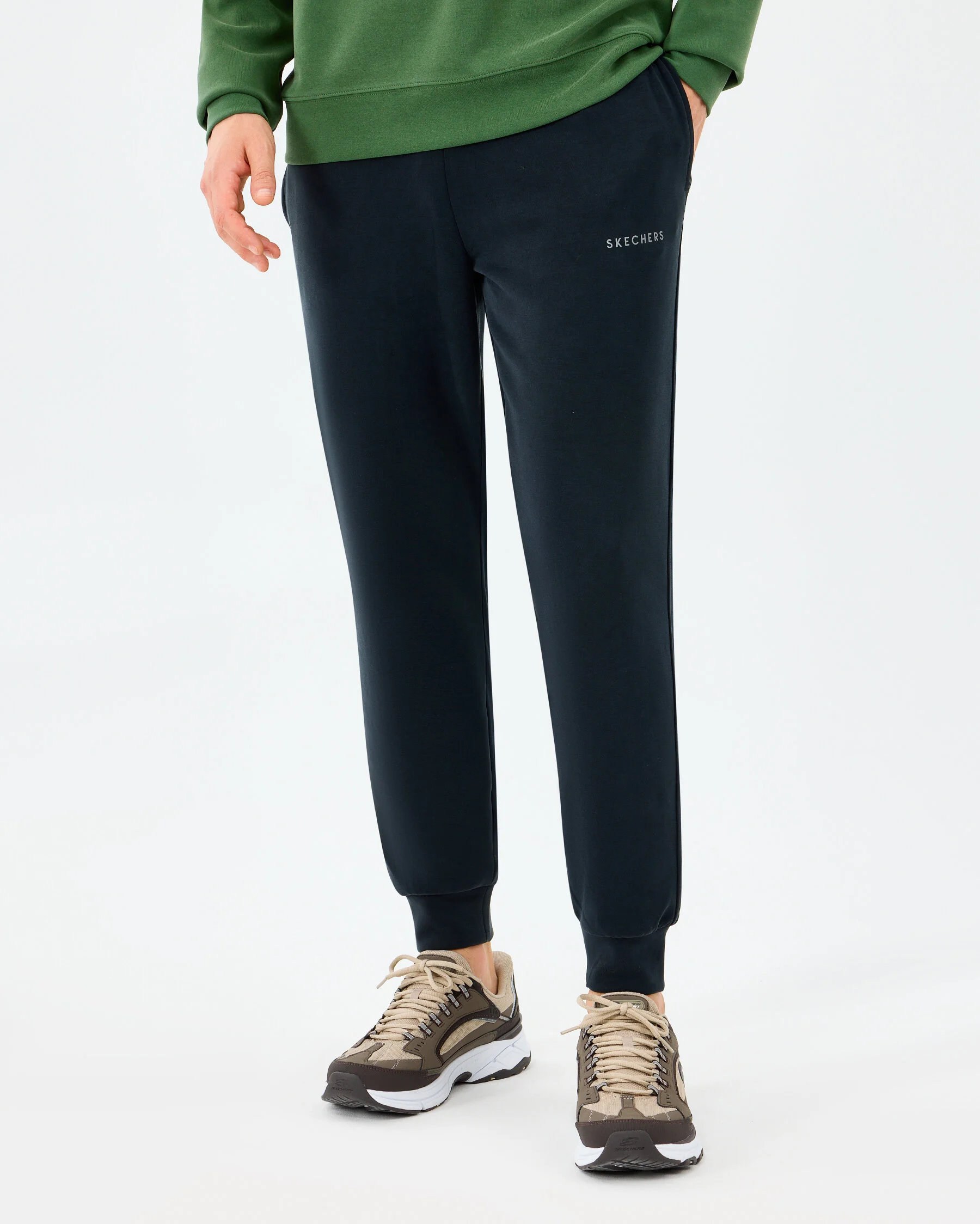 Skechers M Soft Touch Jogger Sweatpant S242157-3817 Erkek Siyah Jogger Eşofman Altı