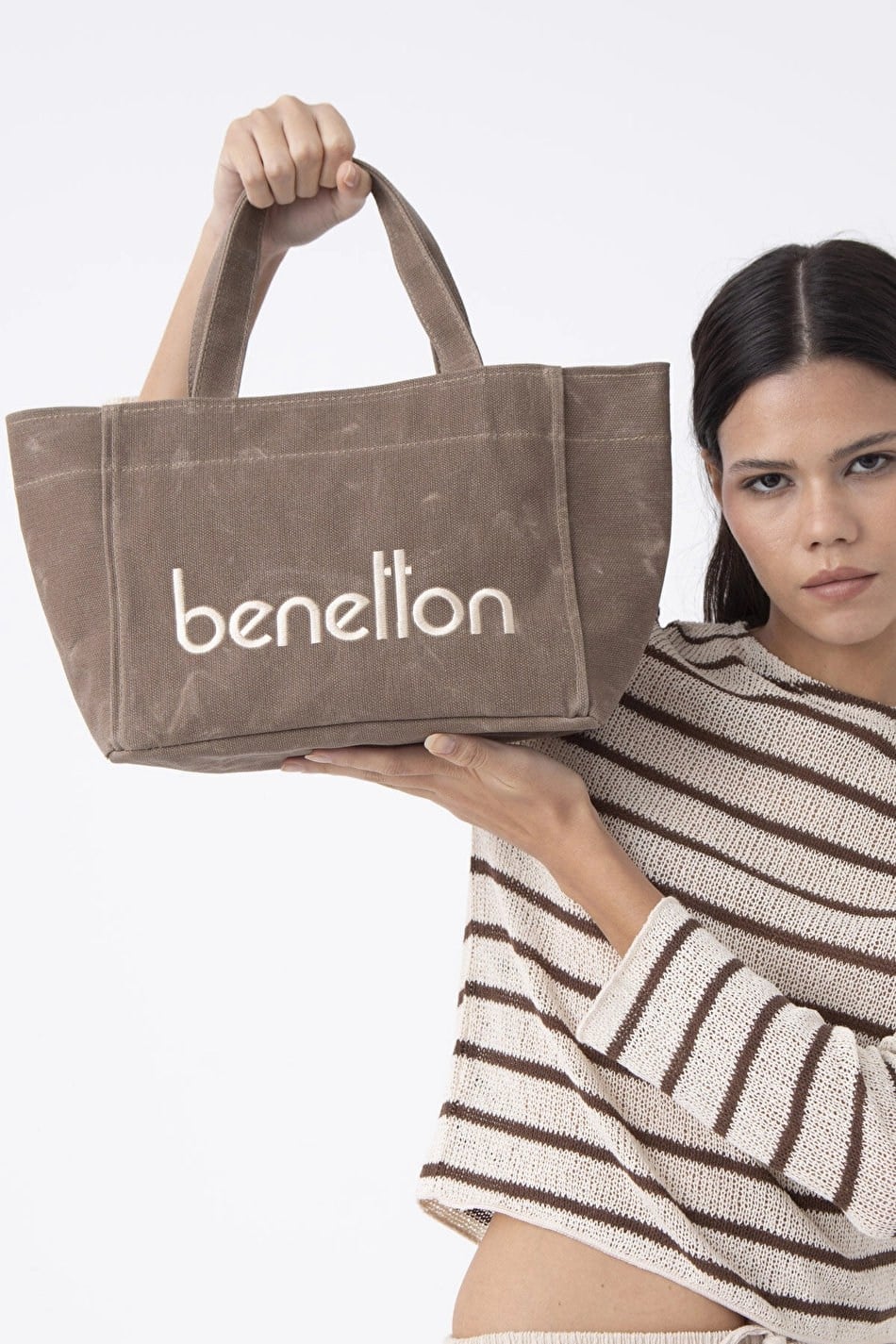 UNITED COLORS OF BENETTON EL ÇANTASI BNT_1102