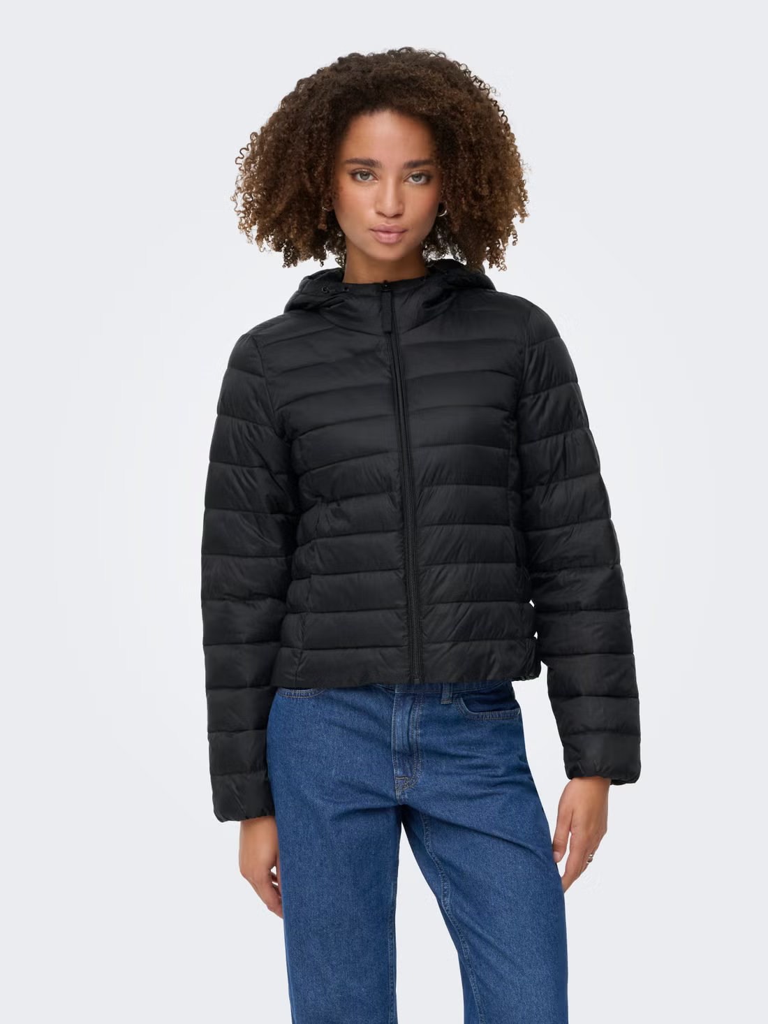 ONLTAHIA LW QUILTED HOOD JKT NOOS OTW 15352020