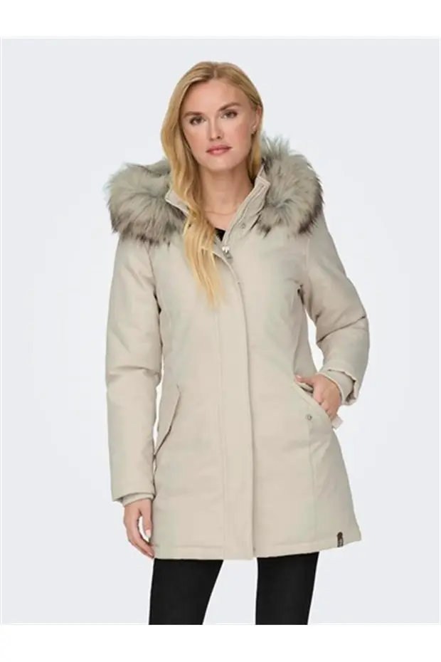 ONLY 15300633 ONLNEWKATY PARKA OTW CC