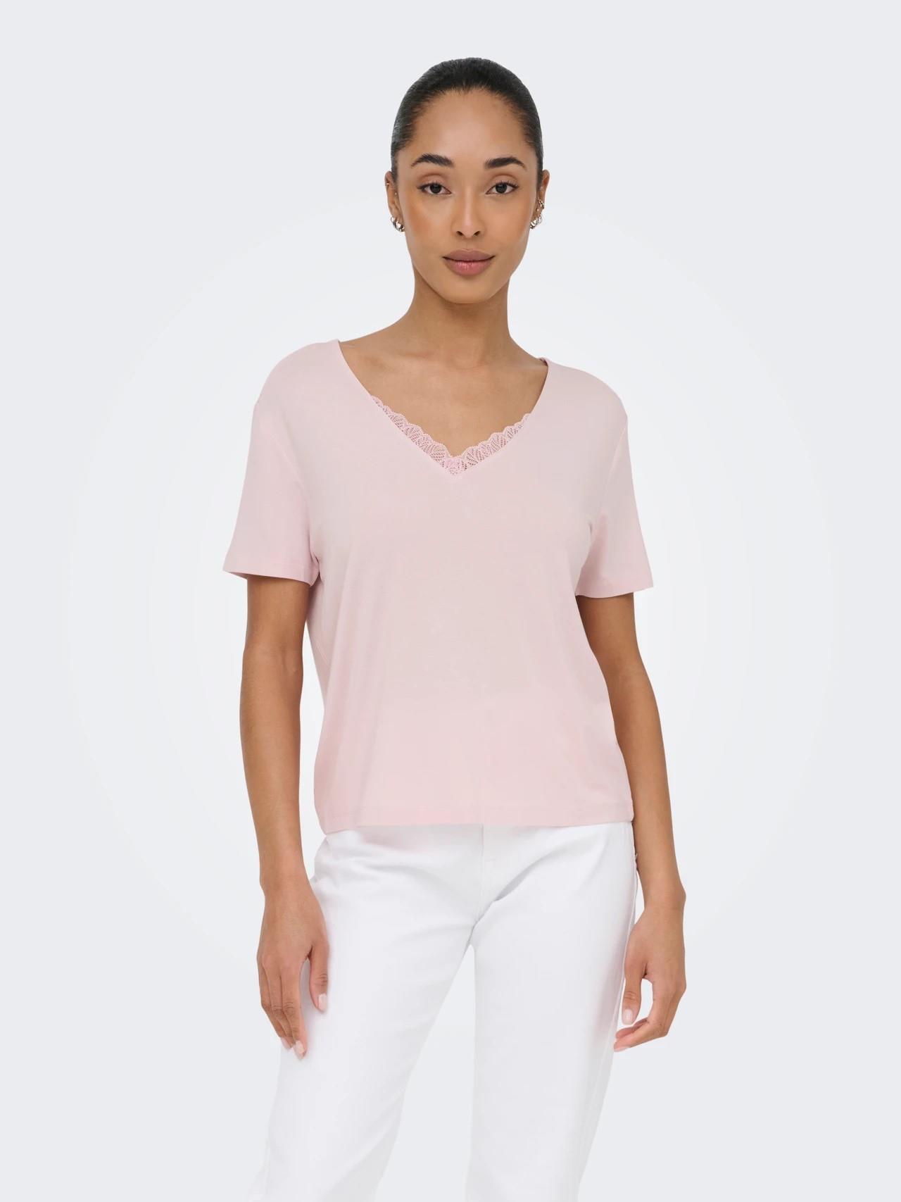 ONLY ONLRILLA S/S V-NECK LACE TOP JRS 15369760