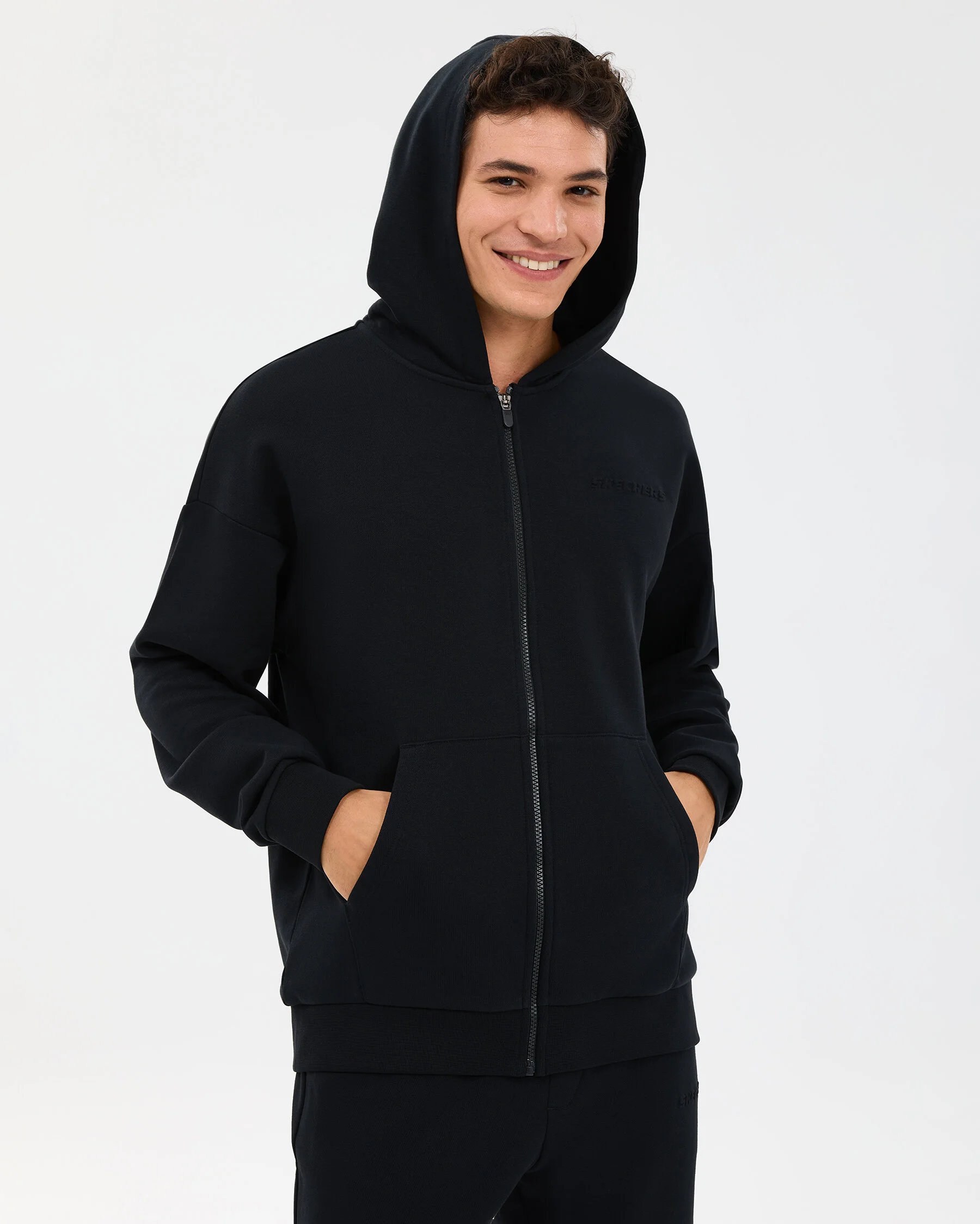 Skechers M Essential Full Zip Hoodie S2610014-3817 Erkek Siyah Fermuarlı Kapüşonlu Sweatshirt