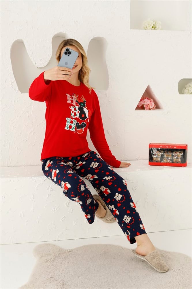 Yılbaşına özel Bayan pijama takımı