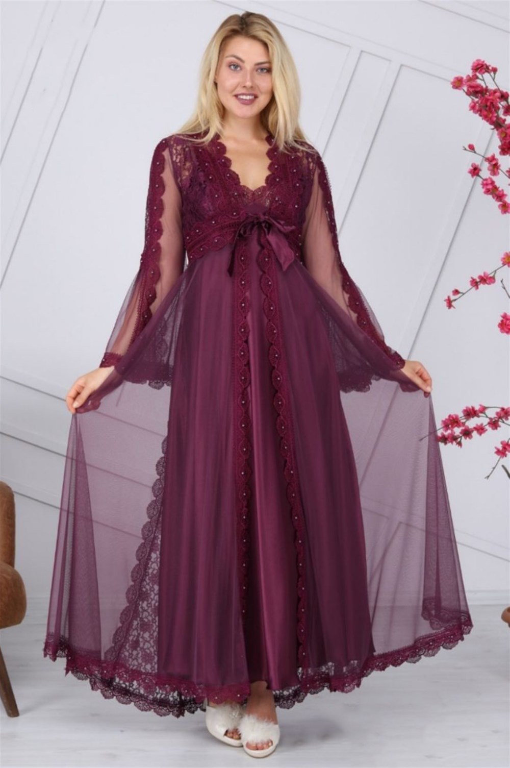 İki parça uzun gecelik