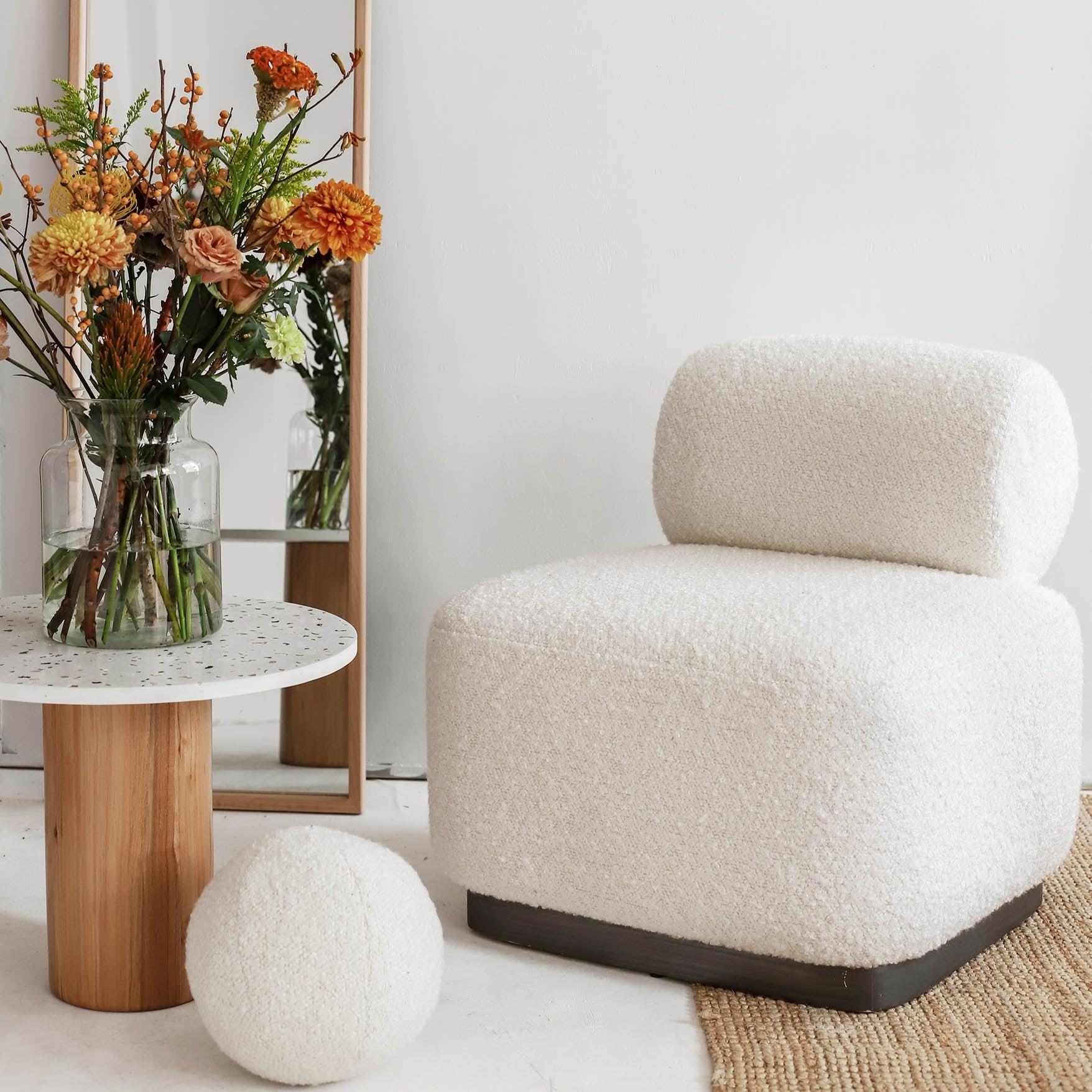 Ekru Doku Tekli Koltuk