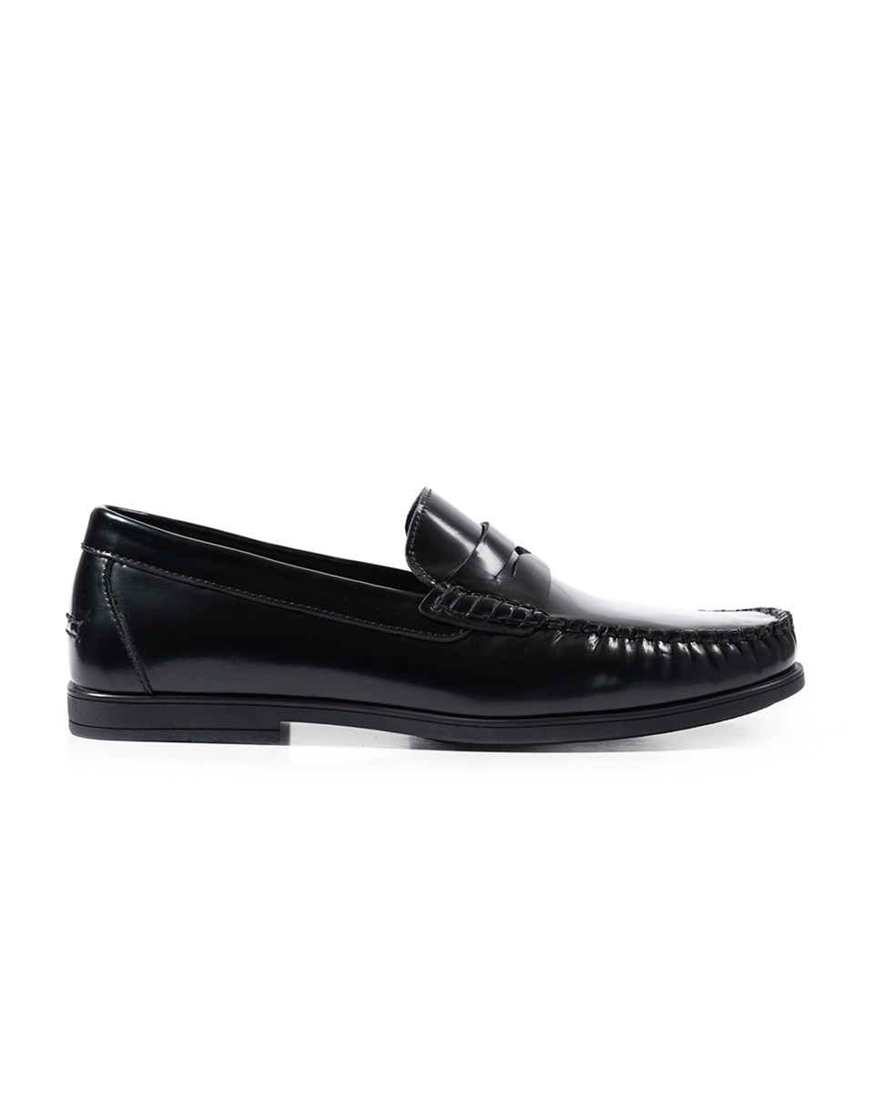 Cordelion Black Genuine Leather Loafer Shoes for Men