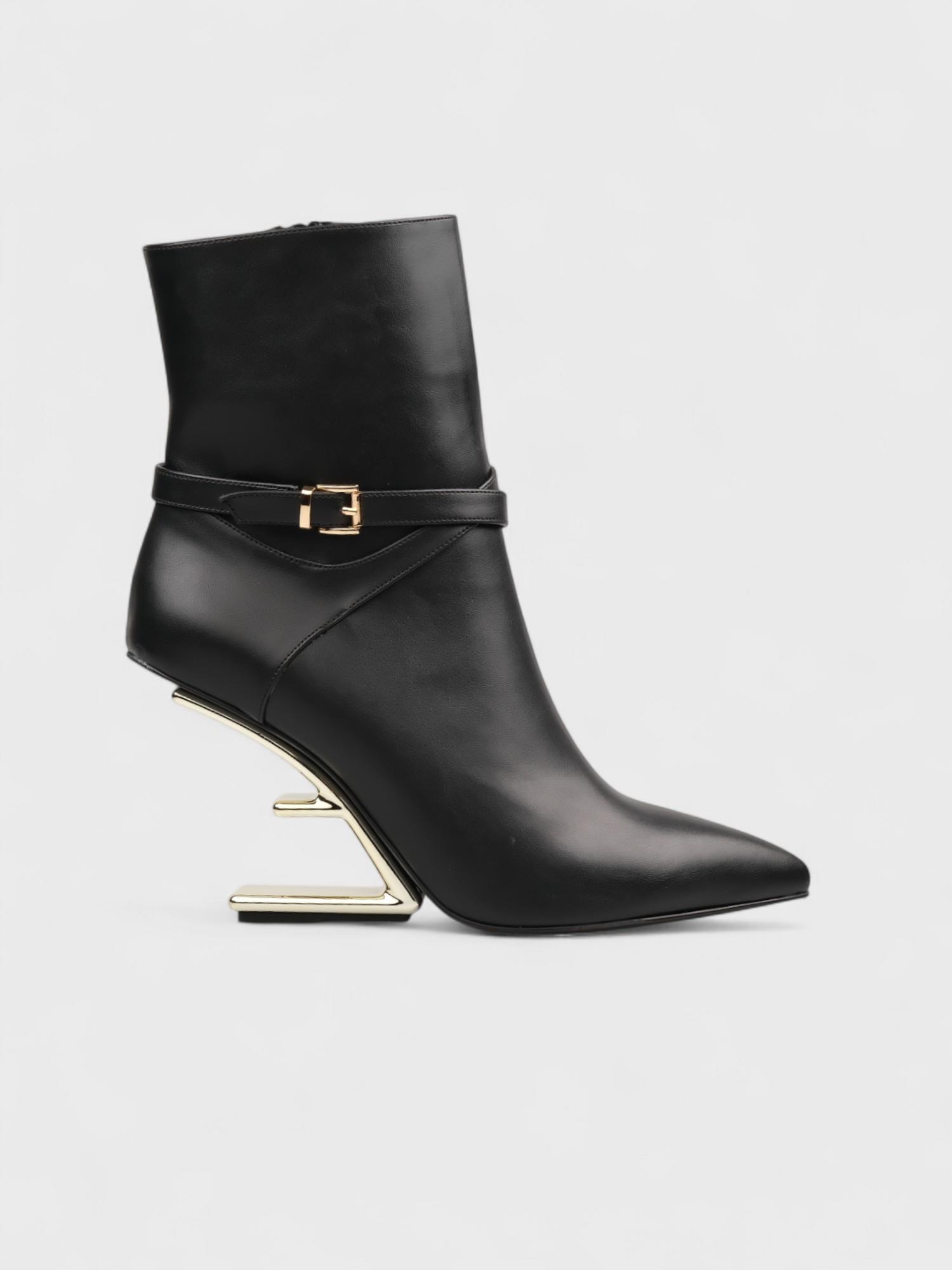 1110 Kadın Topuklu Bot