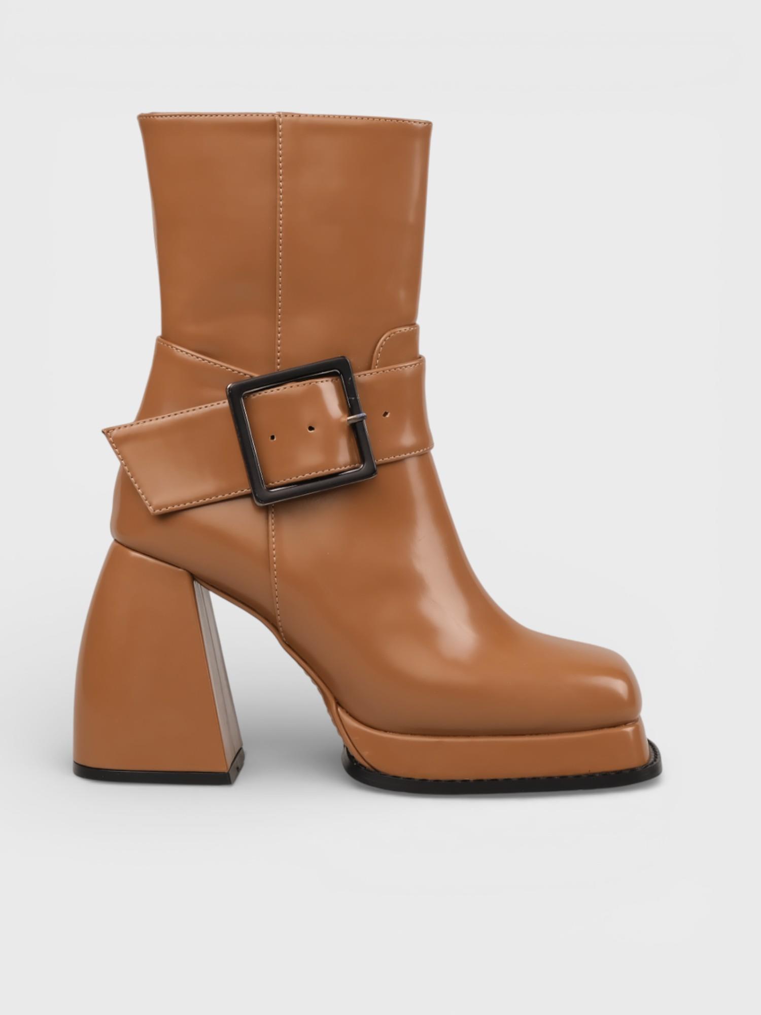 681-B Kadın Topuklu Bot