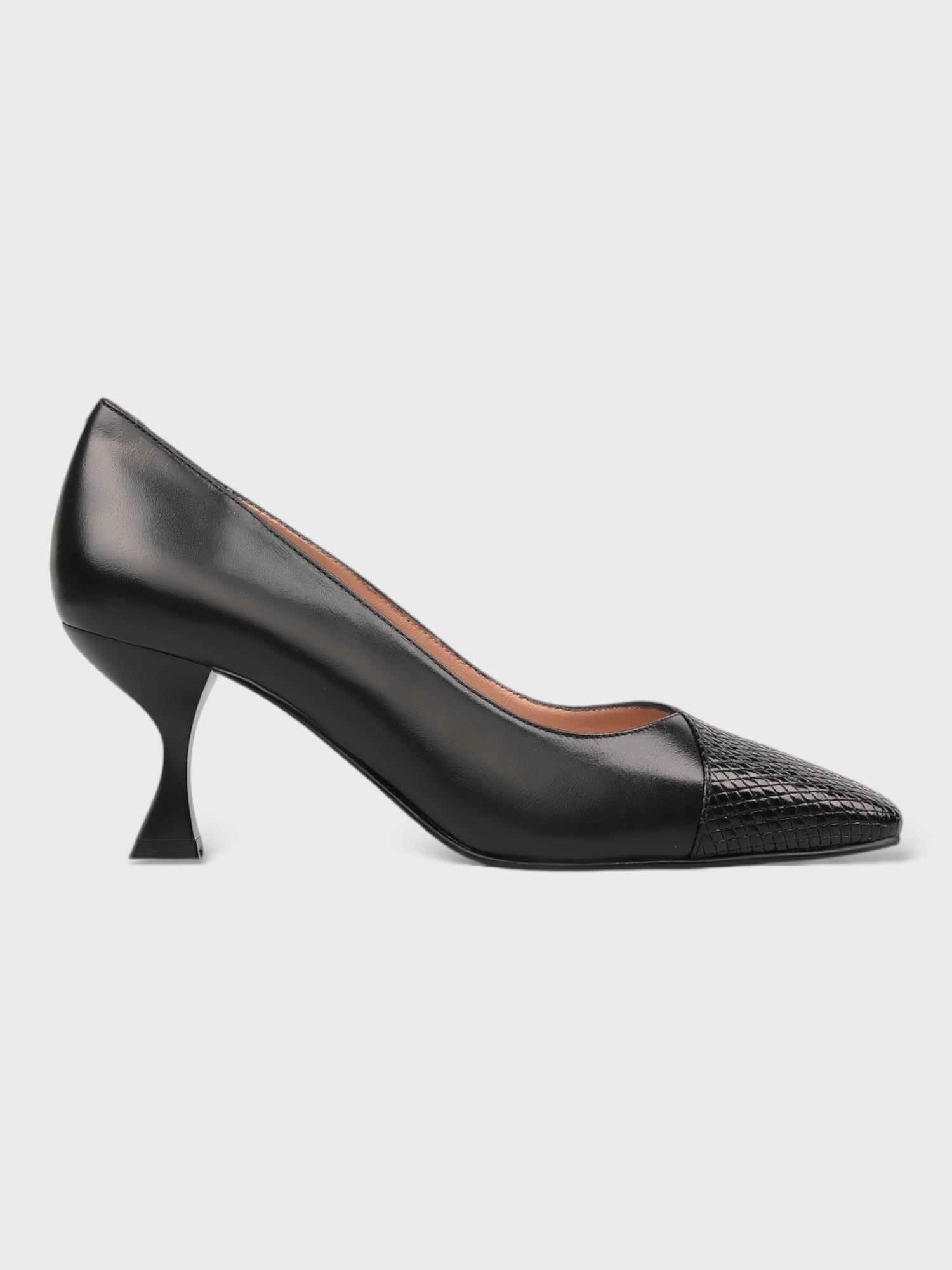 Kadın Siyah Deri Topuklu Ayakkabı