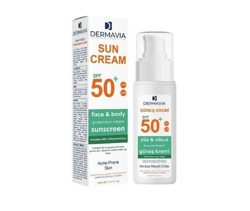DERMAVIAGÜNEŞ ÜRÜNLERİDermavia Güneş Kremi Akneye Meyilli Ciltler Spf 50+ 100 ml