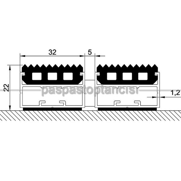 Alüminyum Paspas Yivli PVC Fitilli UM2000 Siyah