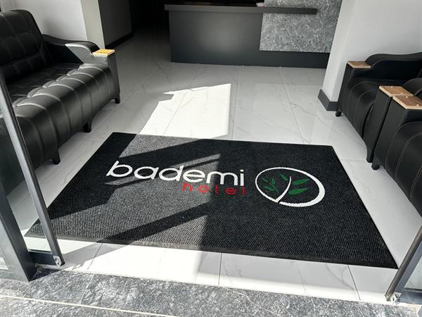 Oteller için Kişiye Özel Logolu Halı Paspaslar