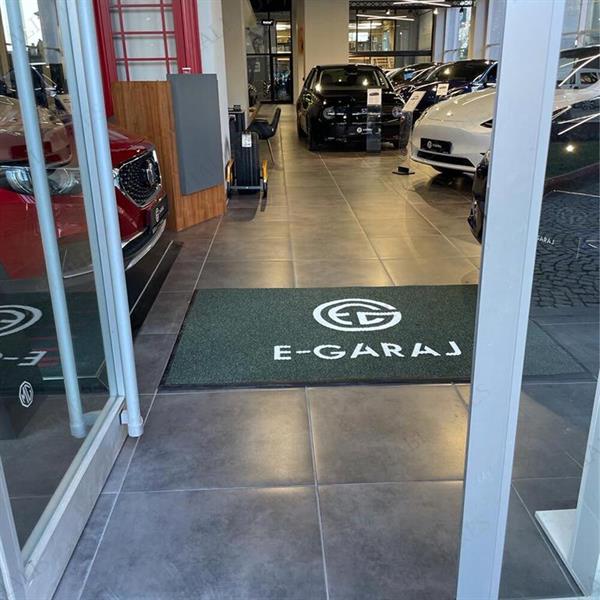 Oto Galeriler için Logolu Paspas