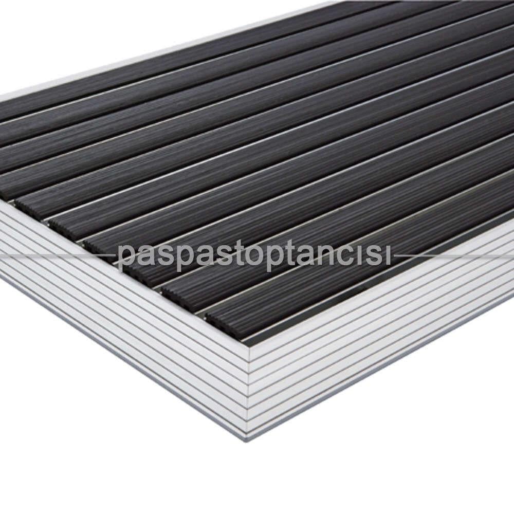 Alüminyum Paspas Yivli PVC Fitilli UM2000 Siyah