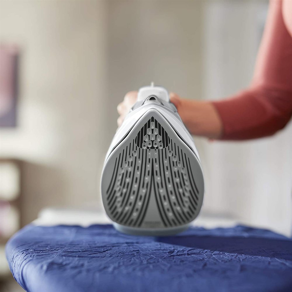 Philips DST5010/10 2400 W Buharlı Ütü | Yeni Ev Dünyası