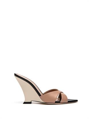 Deri Bantlı Topuklu Terlik