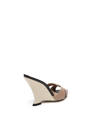 Deri Bantlı Topuklu Terlik