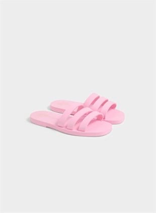 Pembe Plaj Terliği