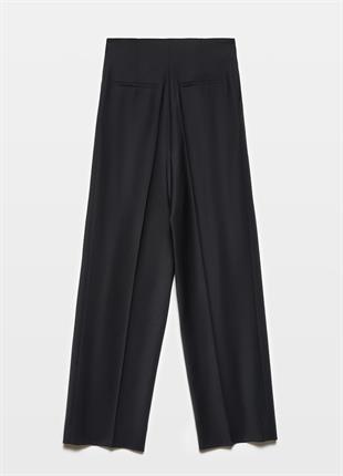 Yüksek Bel Pileli Siyah Pantolon