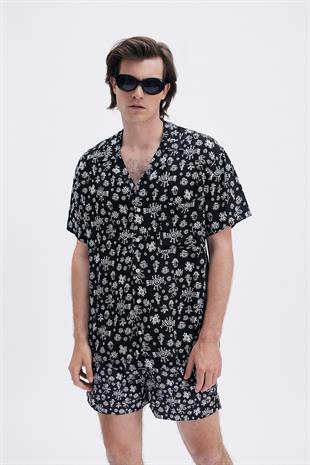 Kuş Figürlü Kısa Kollu Gömlek