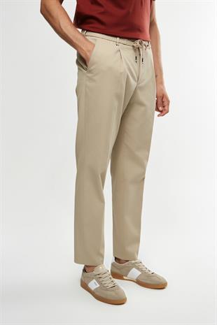 Belden Bağlamalı Bej Pantolon