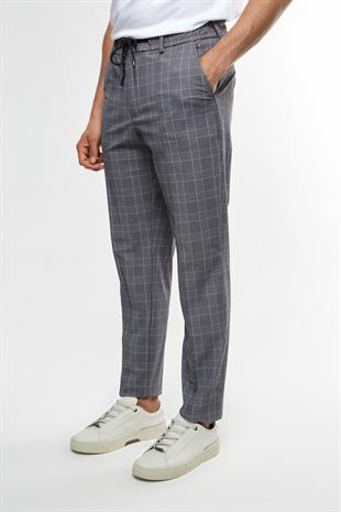 Belden Bağlamalı Kare Desen Pantolon