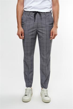 Belden Bağlamalı Kare Desen Pantolon