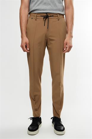 Belden Bağlamalı Taba Pantolon