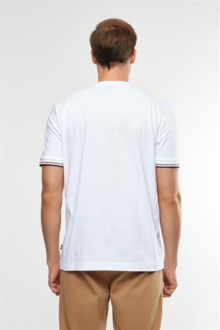 Kol Detaylı Beyaz Bisiklet Yaka T-shirt