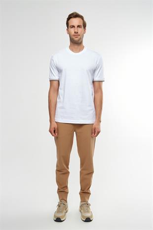 Kol Detaylı Beyaz Bisiklet Yaka T-shirt